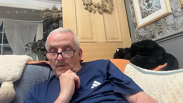 poggles online show from April 1, 2026, 8:50 pm