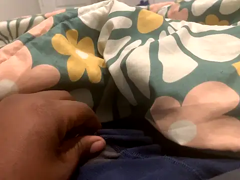here2bnasty86 online show from September 19, 2025, 9:37 pm