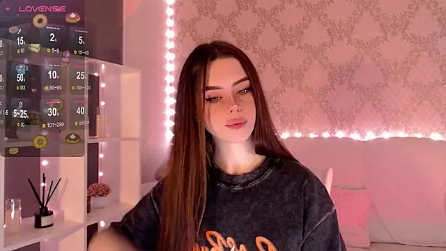 HolyMiax online show from September 26, 2025, 3:43 am