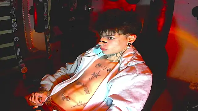 prince x dark online show from November 12, 2025, 6:03 am