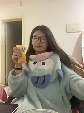 Hui521 online show from October 11, 2025, 4:27 pm