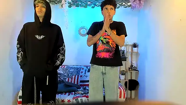 Bastian boyshot77 online show from November 6, 2025, 2:18 pm