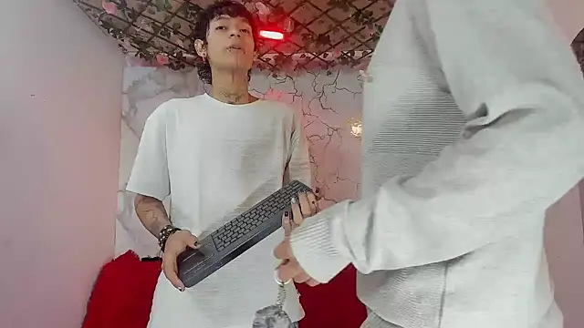 Bastian boyshot77 online show from April 17, 2026, 7:28 pm