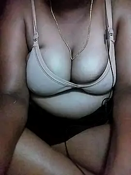 Snapshot of ammutamiltamil chatting on September 10, 2025, 4:07 pm ammutamiltamil online show from September 10, 2025, 4:07 pm