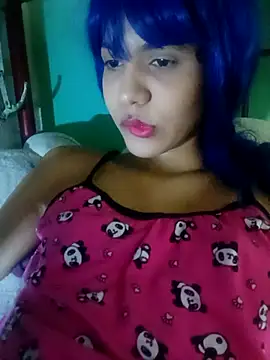 famousfox-69 online show from November 20, 2025, 5:07 am