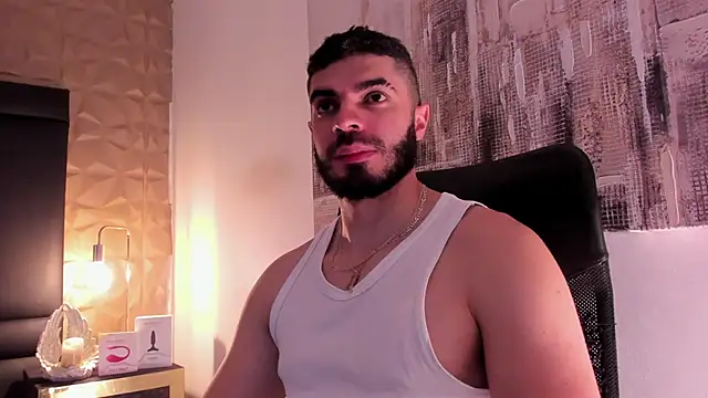 AxelThompson  online show from October 26, 2025, 1:06 pm