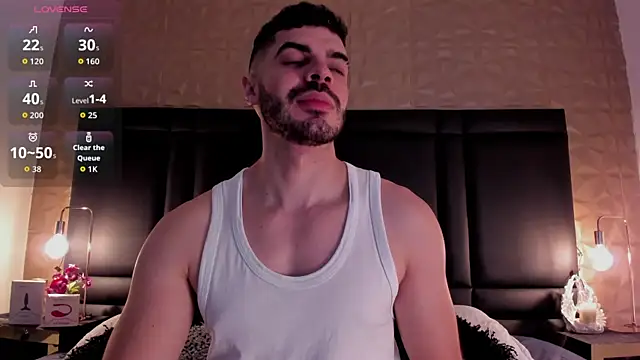 AxelThompson  online show from November 9, 2025, 11:41 am