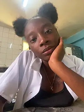 GeileErica online show from November 4, 2025, 7:24 pm