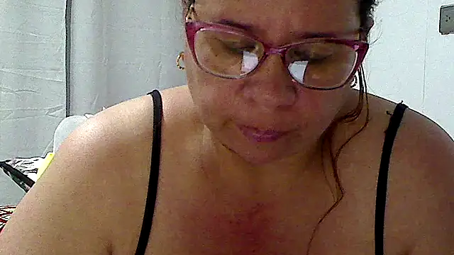 luciana69hot online show from March 28, 2026, 10:31 pm