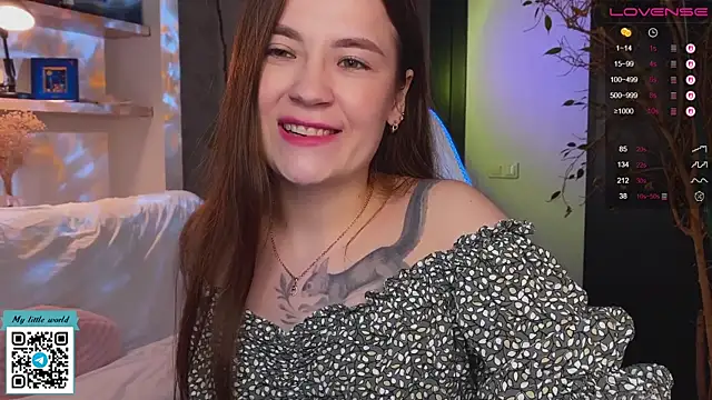 mia here online show from October 21, 2025, 11:11 am