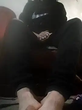 Raspinxx online show from April 21, 2026, 3:57 am