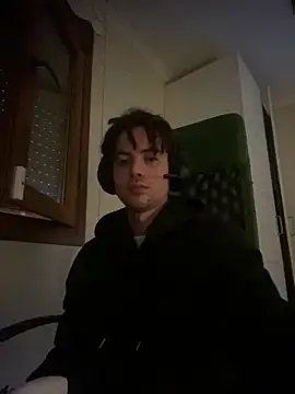 AngelJoven online show from September 24, 2025, 5:05 pm