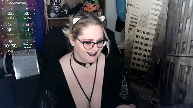 Snapshot of Kinky_Witch chatting on July 16, 2026, 5:52 pm Kinky Witch online show from July 16, 2026, 5:52 pm