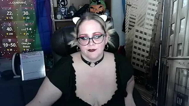 Snapshot of Kinky_Witch chatting on July 17, 2026, 7:41 pm Kinky Witch online show from July 17, 2026, 7:41 pm