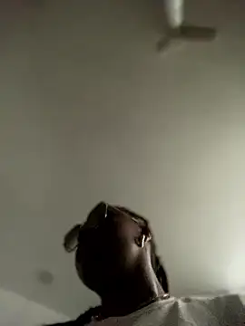 Alexia 24 online show from January 11, 2026, 9:20 pm