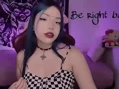 Snapshot of revenmiller_ chatting on October 4, 2025, 1:20 pm revenmiller online show from October 4, 2025, 1:20 pm