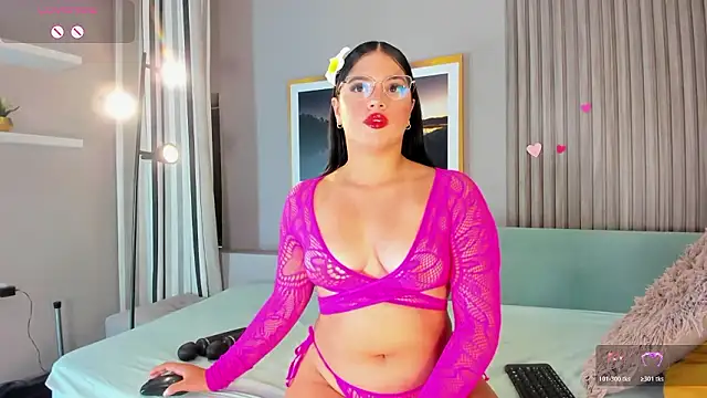 Snapshot of Hailey-Fox chatting on February 1, 2026, 2:04 pm Hailey-Fox online show from February 1, 2026, 2:04 pm
