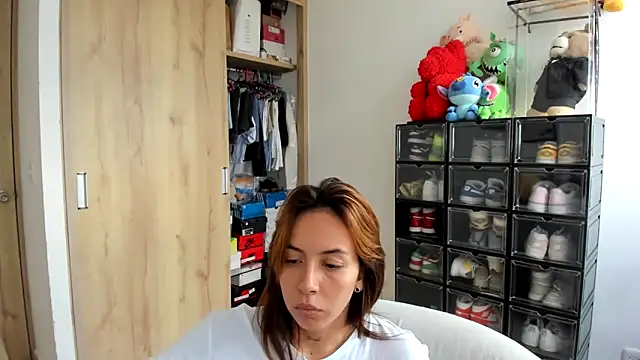 Snapshot of double_trouble_ chatting on February 17, 2025, 5:32 pm double trouble online show from February 17, 2025, 5:32 pm