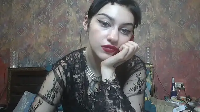 Susie su online show from November 28, 2025, 5:48 pm