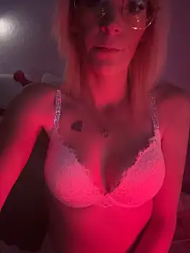 geilemine online show from September 30, 2025, 11:43 pm