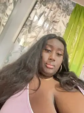 Snapshot of desirewilliam chatting on June 16, 2026, 1:36 pm desirewilliam online show from June 16, 2026, 1:36 pm