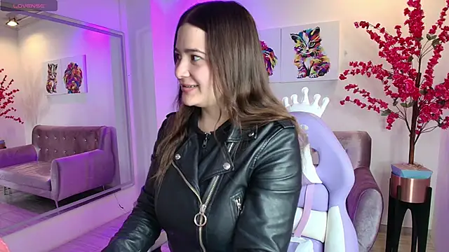 Antonella wild online show from October 18, 2025, 4:04 am