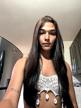 love megann online show from October 19, 2025, 3:34 pm