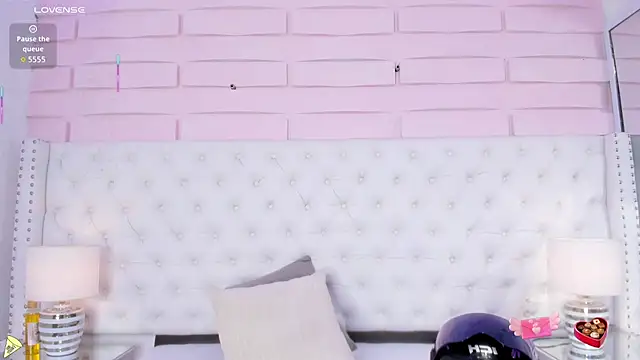 abby-joule online show from October 22, 2025, 3:01 pm