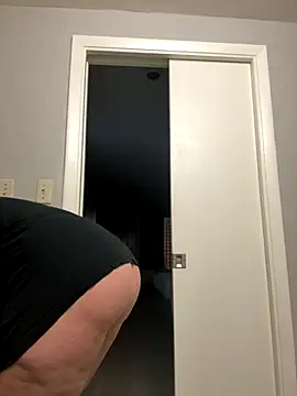 sweetsirenn online show from October 4, 2025, 2:09 am