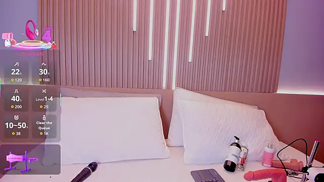 Camile cute online show from September 10, 2025, 8:20 pm