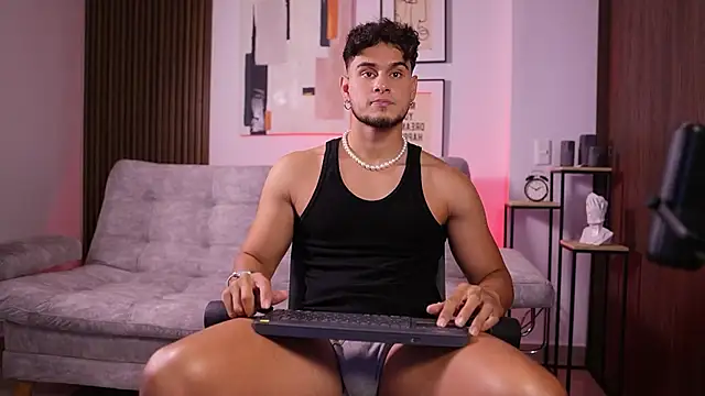 DaviesBrown online show from October 24, 2025, 8:16 pm