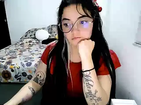 Snapshot of Came-II chatting on December 20, 2025, 3:24 am Came-II online show from December 20, 2025, 3:24 am