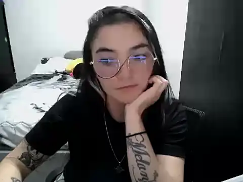 Snapshot of Came-II chatting on February 5, 2026, 1:43 am Came-II online show from February 5, 2026, 1:43 am