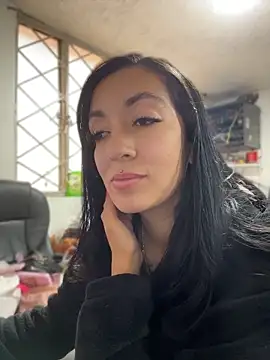 Snapshot of SALOME_KORLAND chatting on April 28, 2026, 1:16 pm SALOME KORLAND online show from April 28, 2026, 1:16 pm