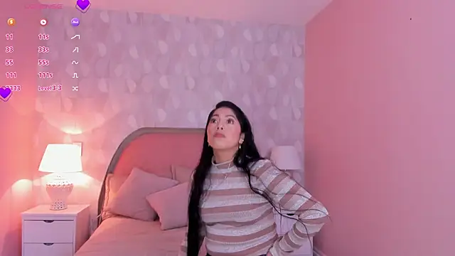 isabella milf  online show from April 16, 2026, 7:14 pm