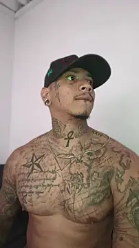 Snapshot of David_tatto1 chatting on May 3, 2026, 6:58 pm David tatto1 online show from May 3, 2026, 6:58 pm