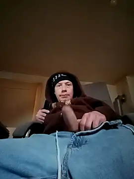 Snapshot of skateboy78 chatting on November 9, 2025, 10:02 am skateboy78 online show from November 9, 2025, 10:02 am