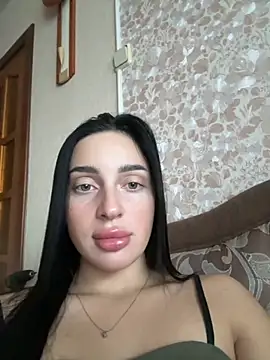 Soft Pleasure online show from November 5, 2025, 9:09 am