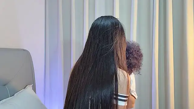 19cmfuck18girl online show from November 6, 2025, 3:02 pm