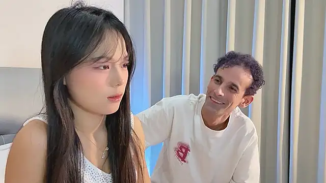 19cmfuck18girl online show from November 8, 2025, 1:33 pm