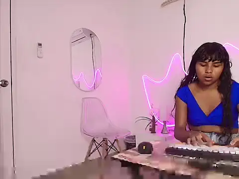 Andre lezcano online show from February 12, 2026, 6:36 pm