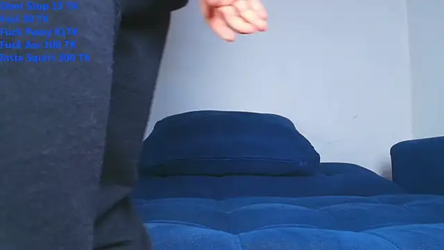 couplelove543 online show from October 3, 2025, 12:35 pm