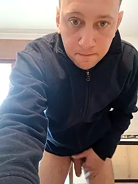 Snapshot of Alessio1987 chatting on February 25, 2026, 12:26 pm Alessio1987 online show from February 25, 2026, 12:26 pm