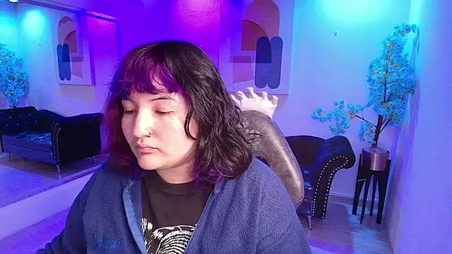 Ritsuka berry online show from October 21, 2025, 3:18 am