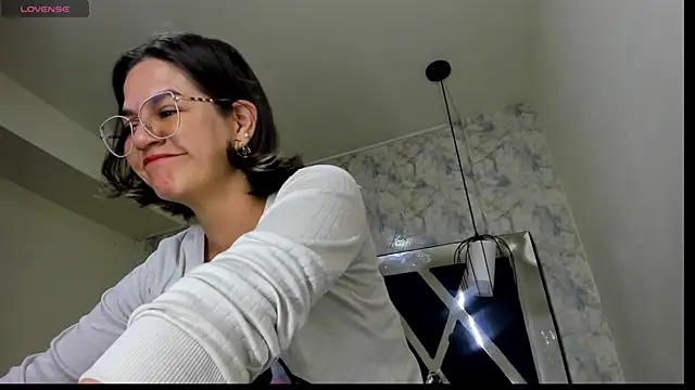 Luciifeer  online show from January 11, 2026, 12:32 pm