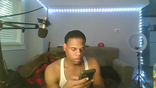 Snapshot of MrGreenbeanbean88 chatting on November 8, 2025, 10:19 pm MrGreenbeanbean88 online show from November 8, 2025, 10:19 pm