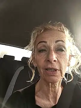 clarabell4 online show from March 13, 2026, 7:48 am