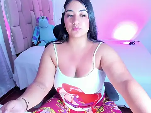 Snapshot of Allisson24 chatting on February 10, 2026, 7:01 am Allisson24 online show from February 10, 2026, 7:01 am