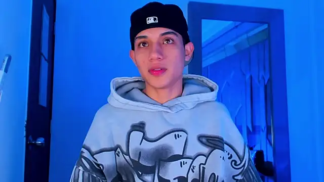 Sebax Young online show from March 13, 2026, 3:46 am