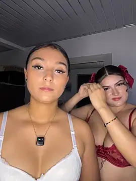 nicolexxaleja online show from March 28, 2026, 11:48 pm